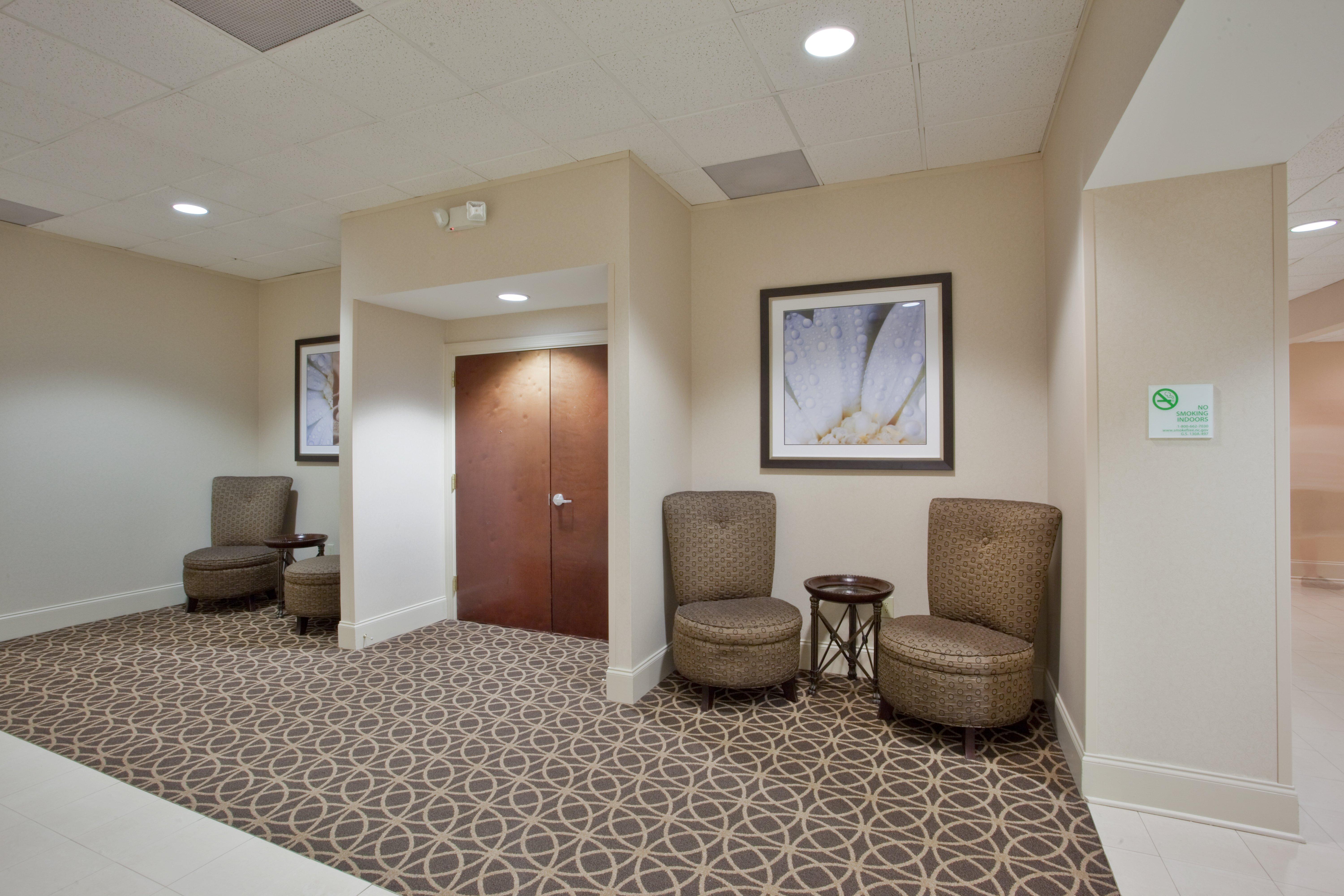 Doubletree By Hilton Raleigh Midtown, Nc Ξενοδοχείο Εξωτερικό φωτογραφία